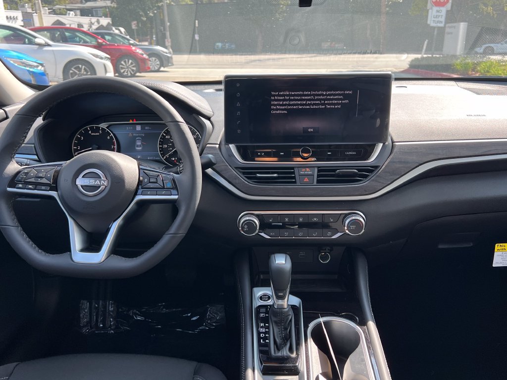 New 2026 Nissan Altima 2.5 SV FWD image 14
