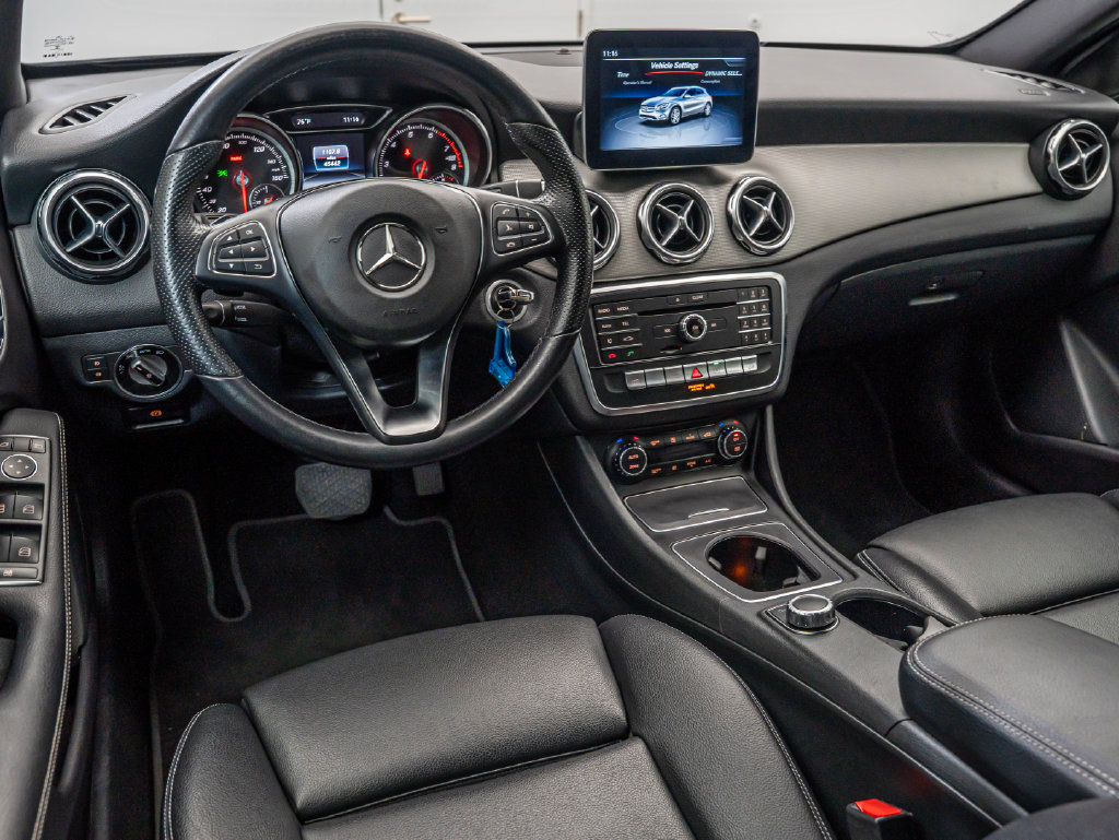 Used 2019 Mercedes-Benz GLA 250 4MATIC image 4