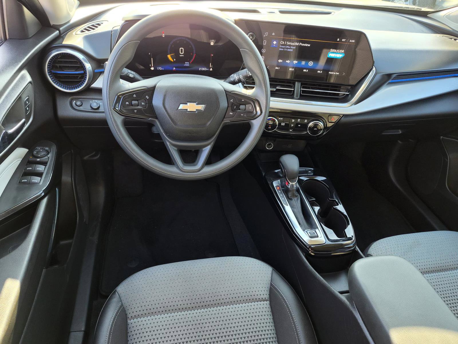 Used 2026 Chevrolet Trax LT FWD image 15