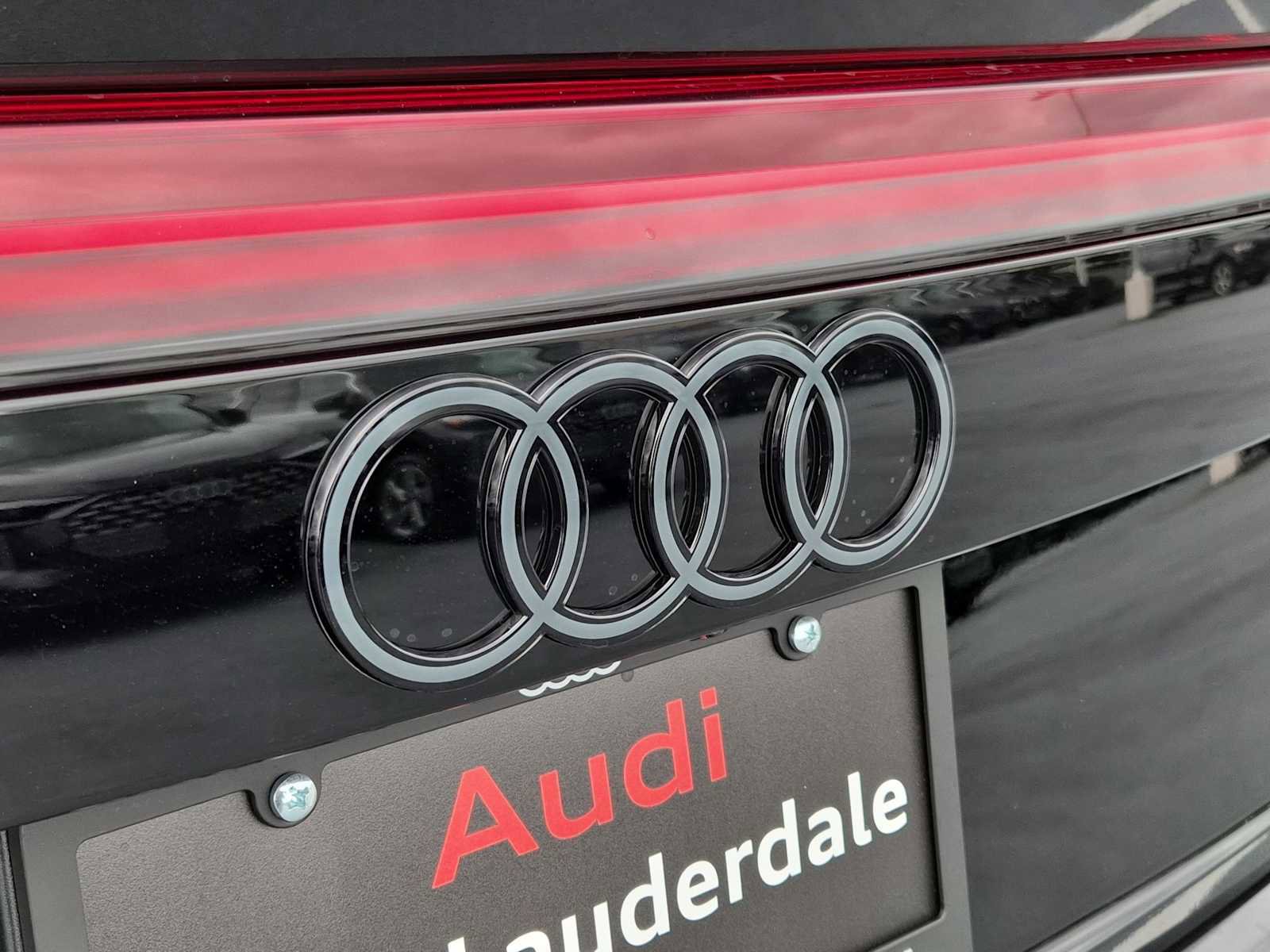 New 2026 Audi RS Q8 performance image 10