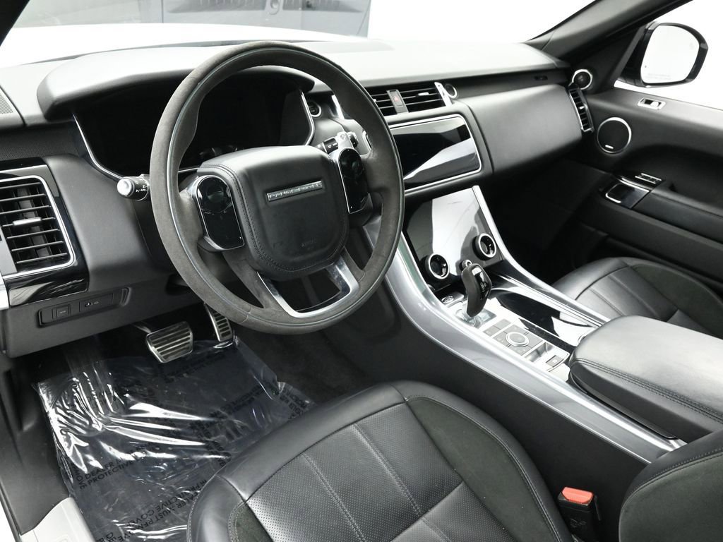 Used 2020 Land Rover Range Rover Sport HST image 11