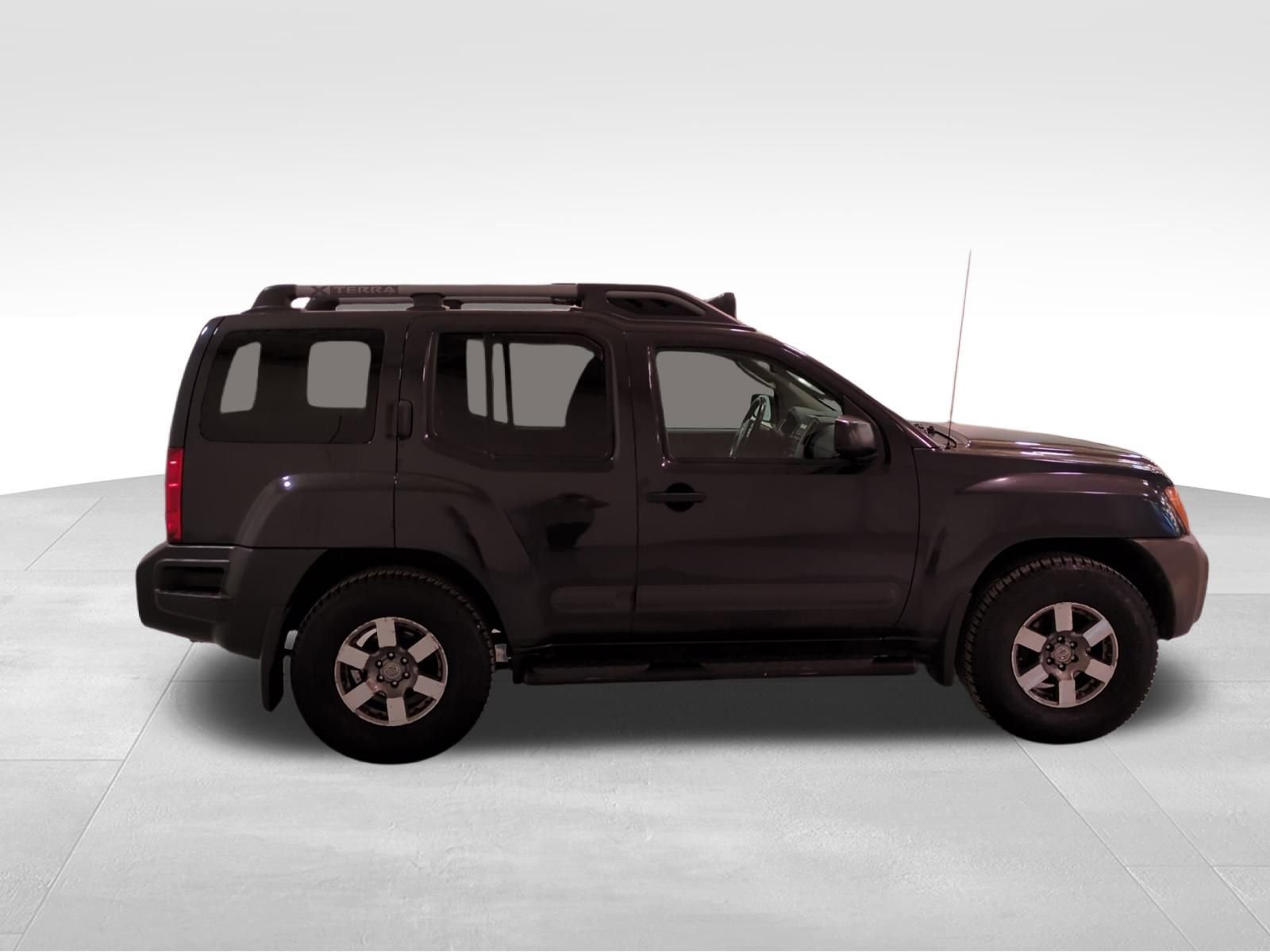 Used 2011 Nissan Xterra S image 3