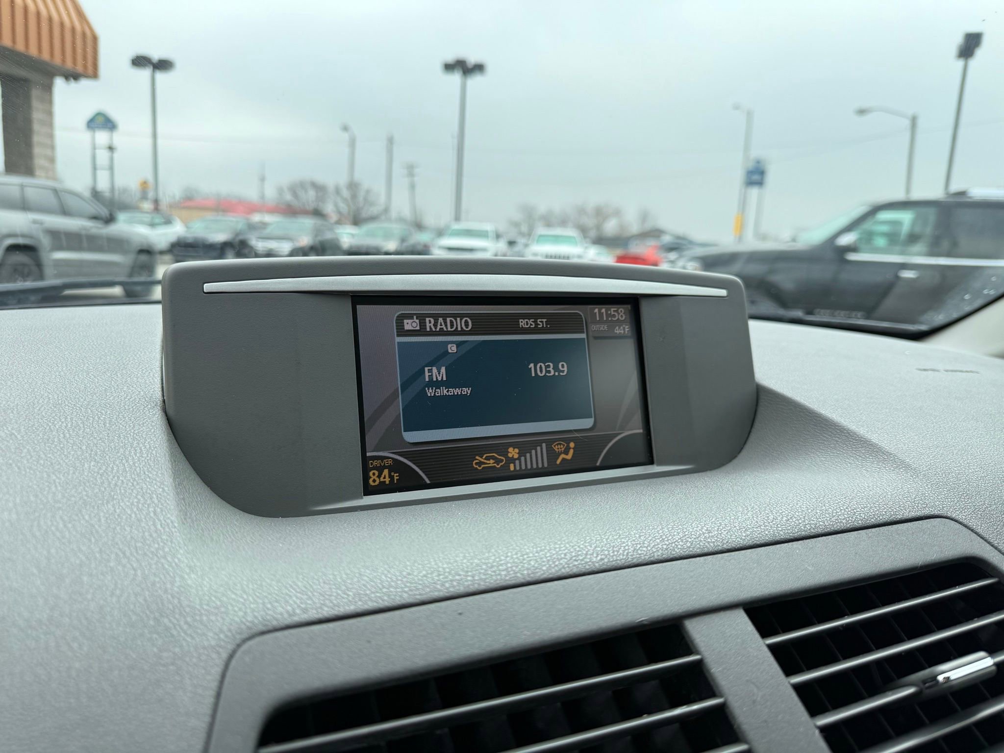 Used 2009 Nissan Quest SE w/ Seat Pkg image 59