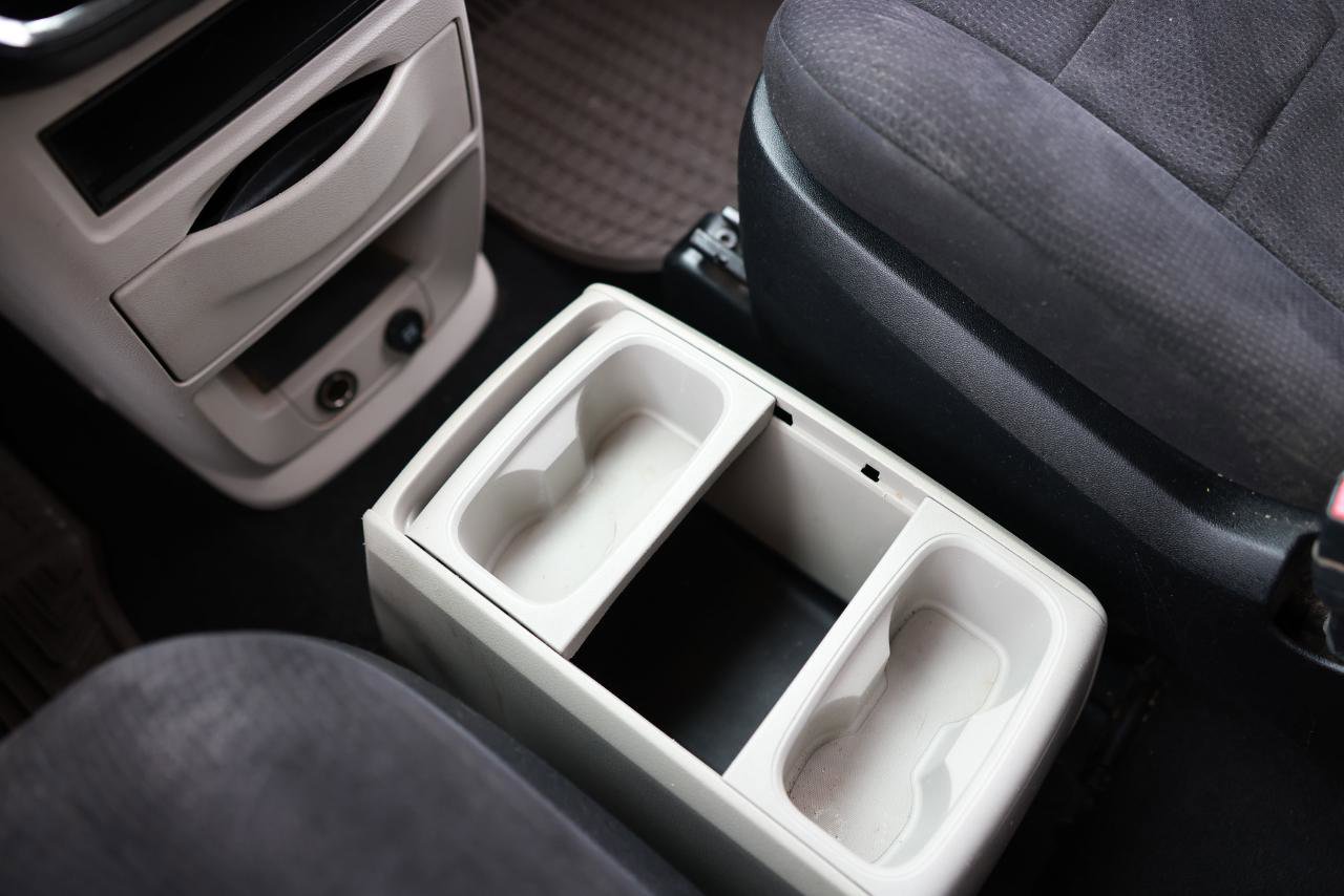 Used 2011 Dodge Grand Caravan Express w/ PWR Window Group image 36