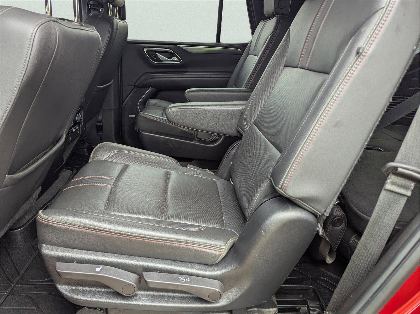 Used 2022 Chevrolet Tahoe RST w/ Luxury Package image 13