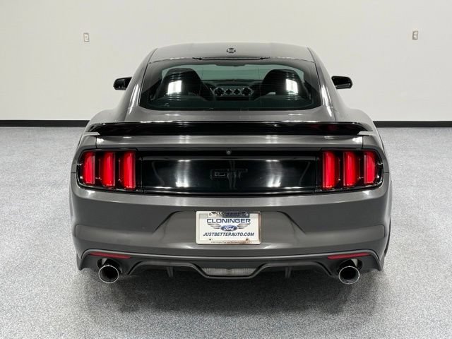Used 2017 Ford Mustang GT Premium w/ GT Performance Package RWD image 7