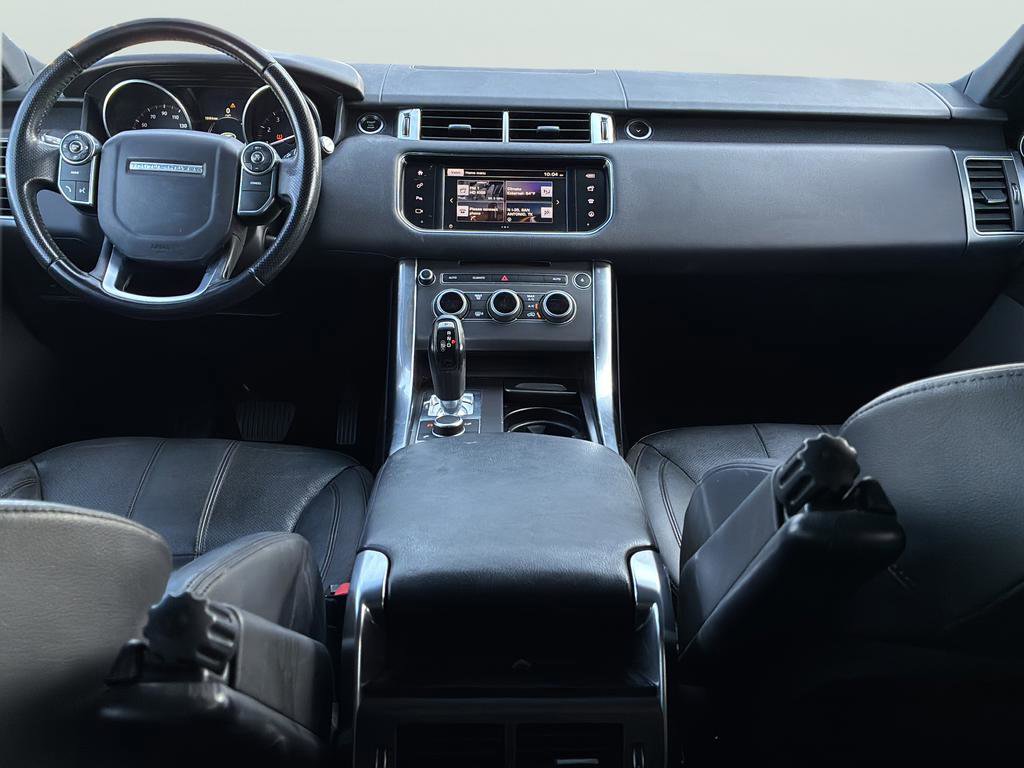 Used 2016 Land Rover Range Rover Sport SE image 18