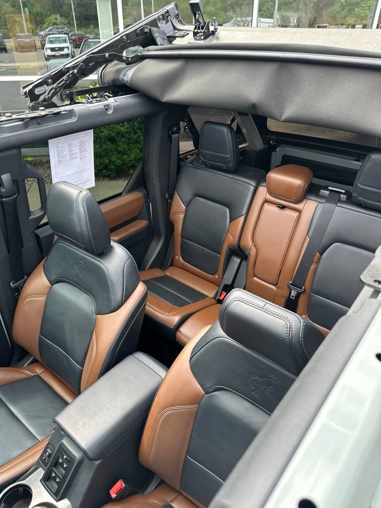 Used 2023 Ford Bronco Outer Banks AWD/4WD image 5