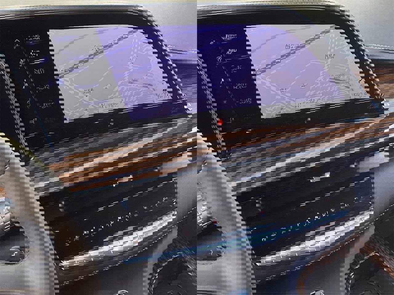 Used 2022 Cadillac Escalade Premium Luxury w/ Performance Package image 27