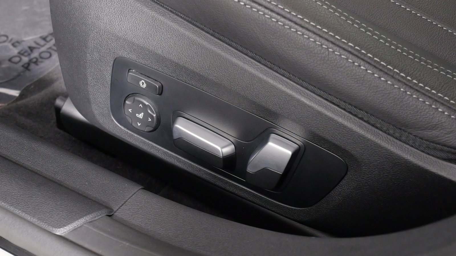 Used 2023 BMW i4 M50 w/ Premium Package image 37