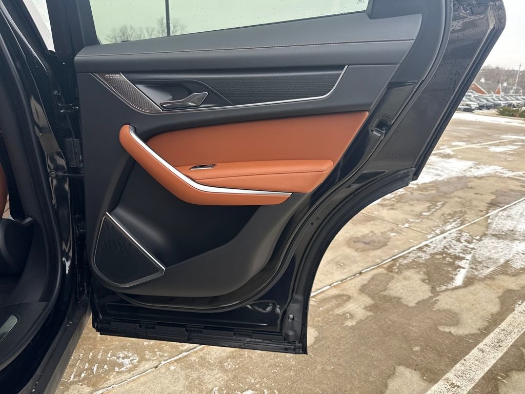 New 2026 Jaguar F-PACE R-Dynamic S image 17