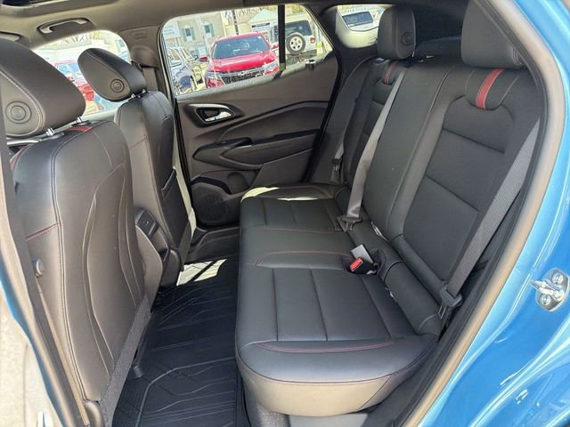New 2026 Chevrolet Trax RS w/ Sunroof Package FWD image 23