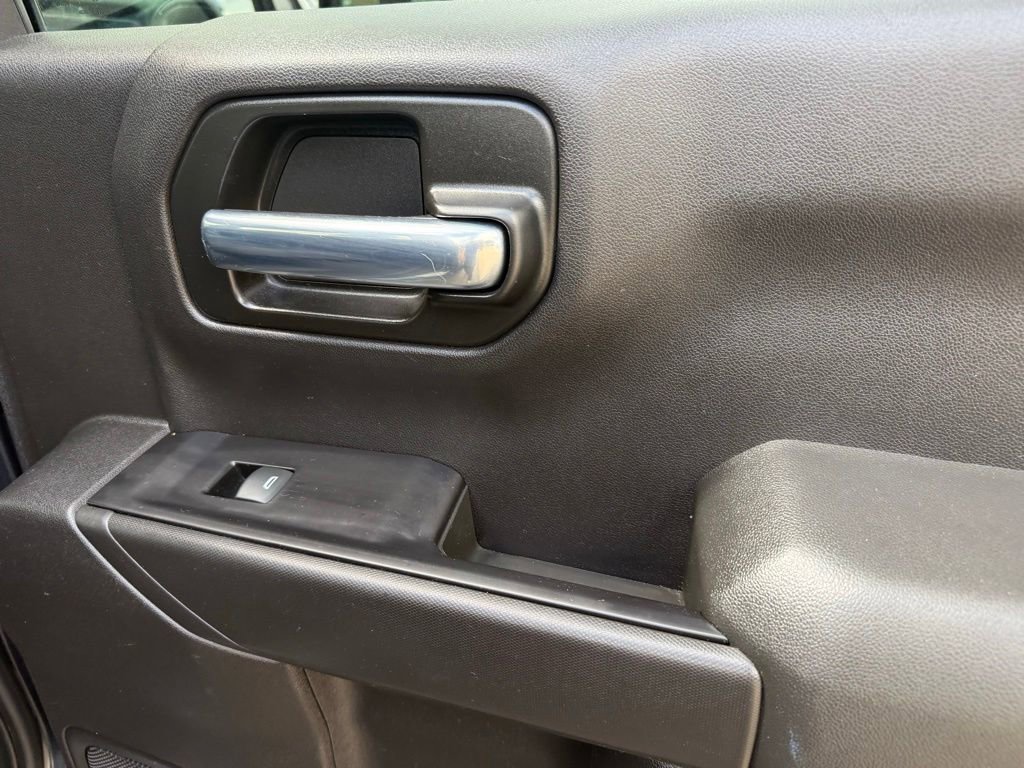 Used 2020 Chevrolet Silverado 1500 LT w/ All-Star Edition AWD/4WD image 38