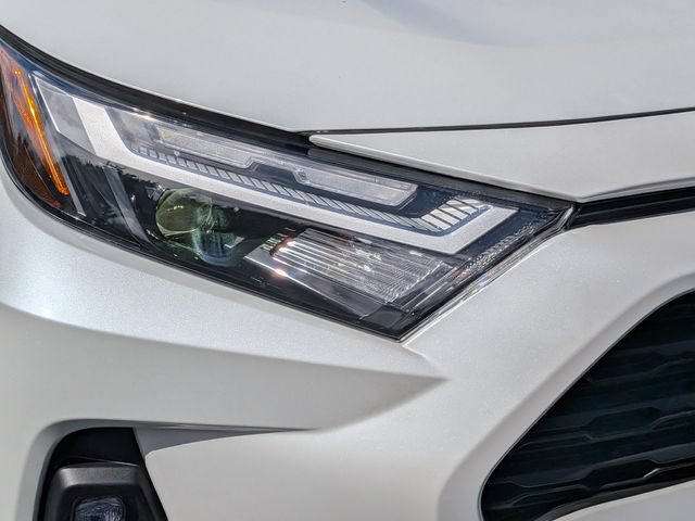 Used 2025 Toyota RAV4 XLE Premium AWD/4WD image 9