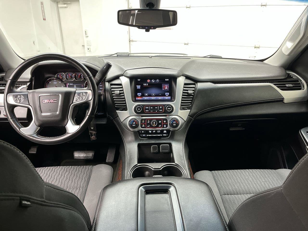 Used 2015 GMC Yukon XL SLE AWD/4WD image 4