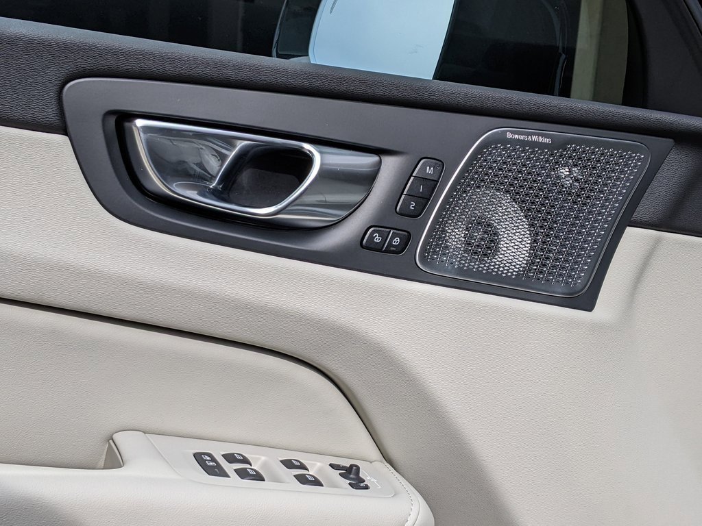 New 2026 Volvo XC60 T8 Ultra image 10