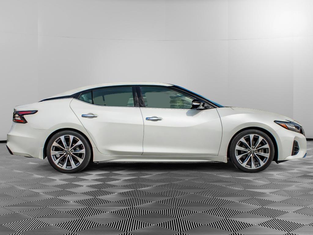 Used 2023 Nissan Maxima Platinum FWD image 2