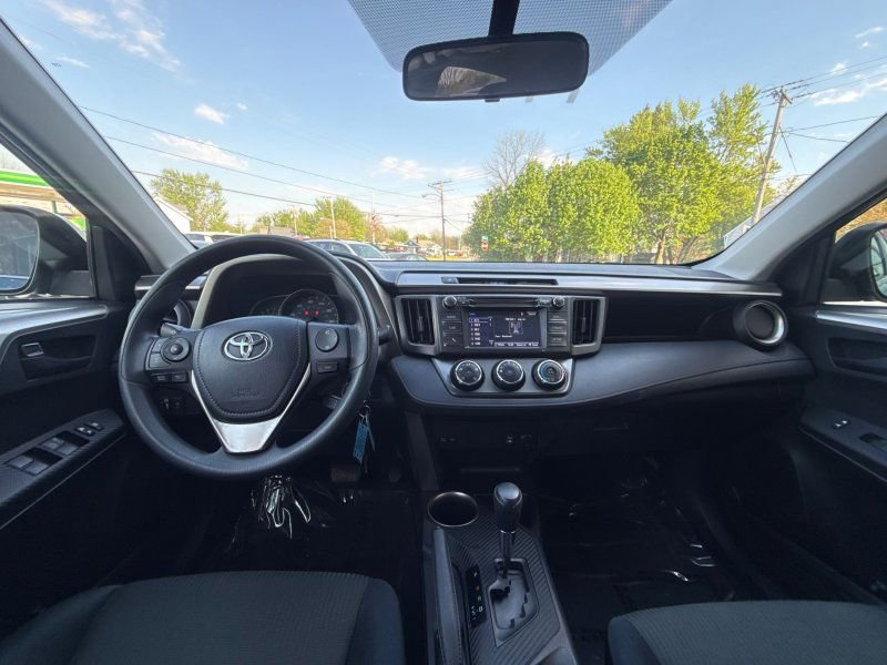 Used 2014 Toyota RAV4 LE AWD/4WD image 21