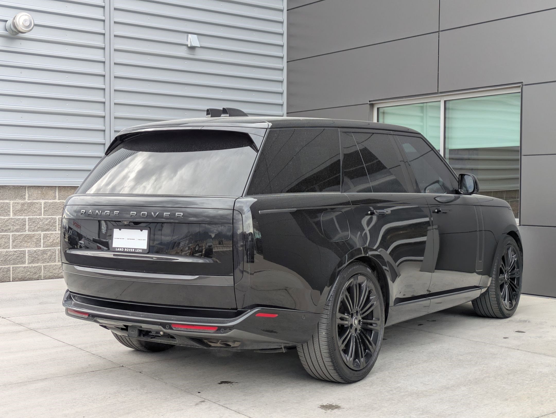 Used 2024 Land Rover Range Rover SE image 7