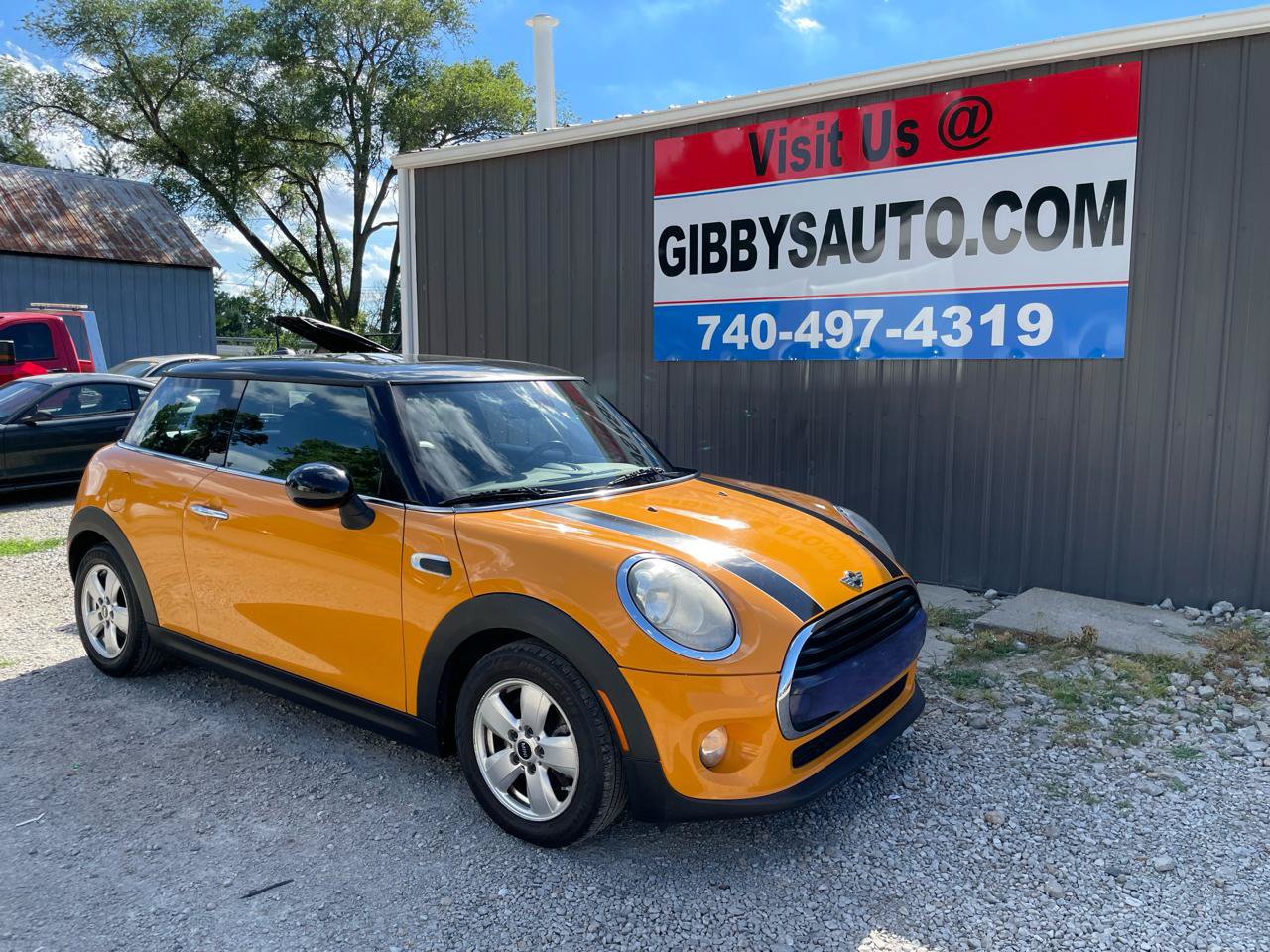 Used 2016 MINI Cooper 2-Door Hardtop FWD image 3