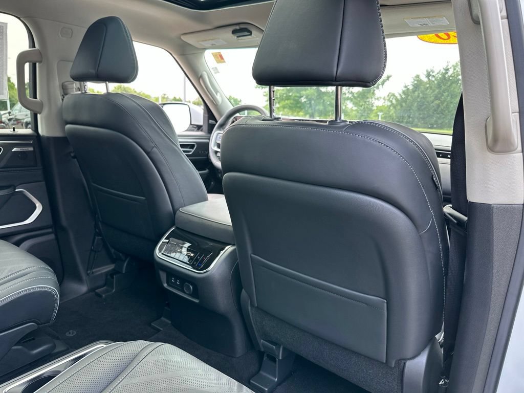 Certified 2026 INFINITI QX80 Luxe w/ Exterior Package AWD/4WD image 30