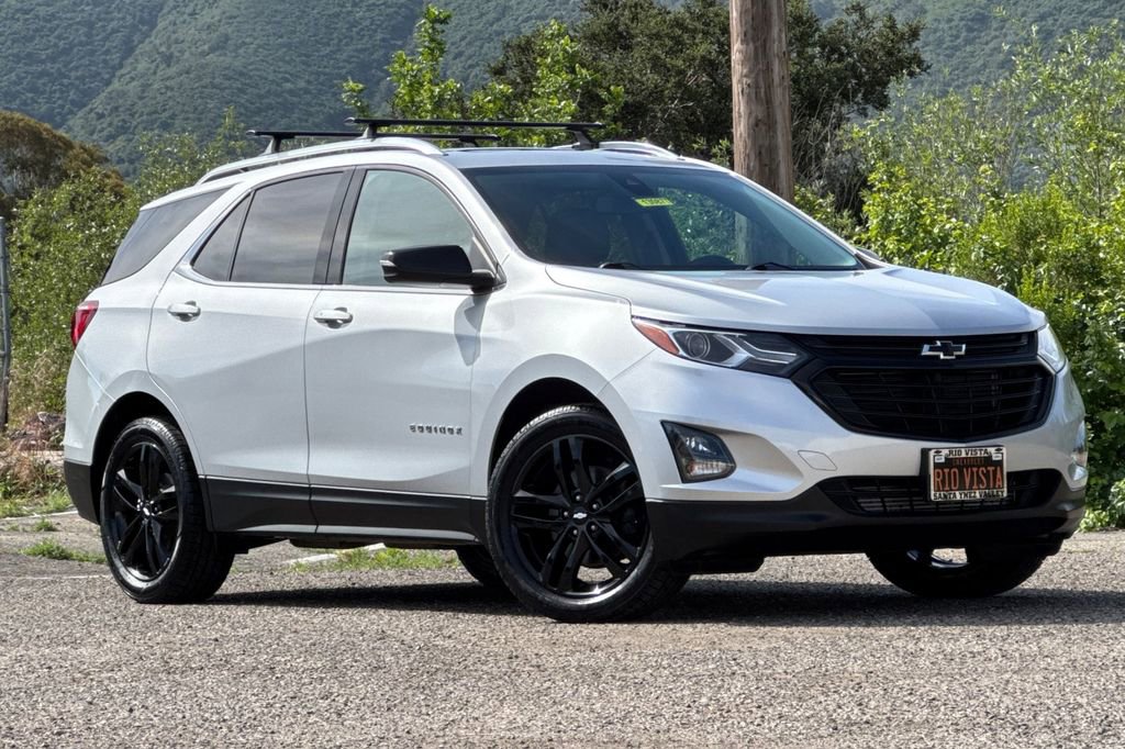 Used 2020 Chevrolet Equinox LT w/ Sport Edition FWD image 2