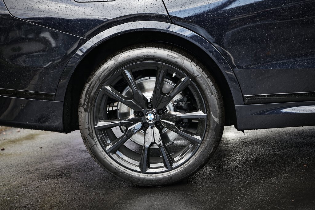 New 2026 BMW X7 xDrive40i w/ M Sport Package image 6