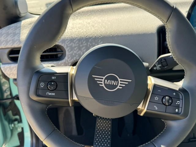 Used 2025 MINI Cooper S image 4