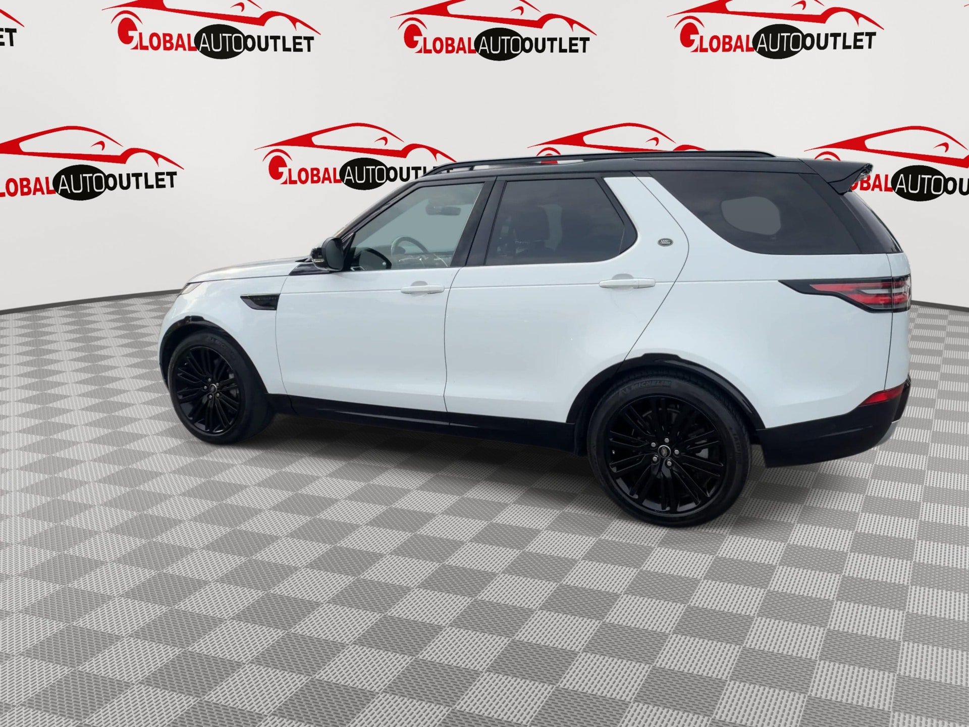 Used 2019 Land Rover Discovery HSE Luxury AWD/4WD image 6