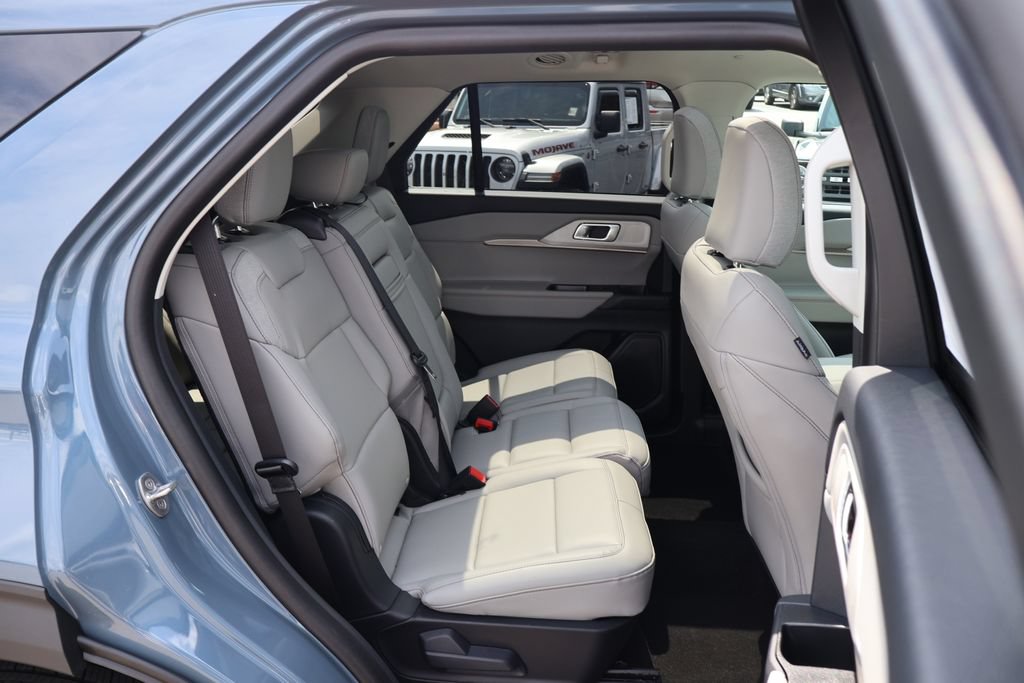 New 2026 Ford Explorer Active w/ Active Comfort Package AWD/4WD image 24