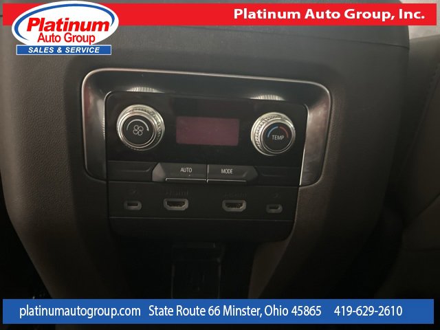 Used 2023 GMC Yukon XL SLT image 29