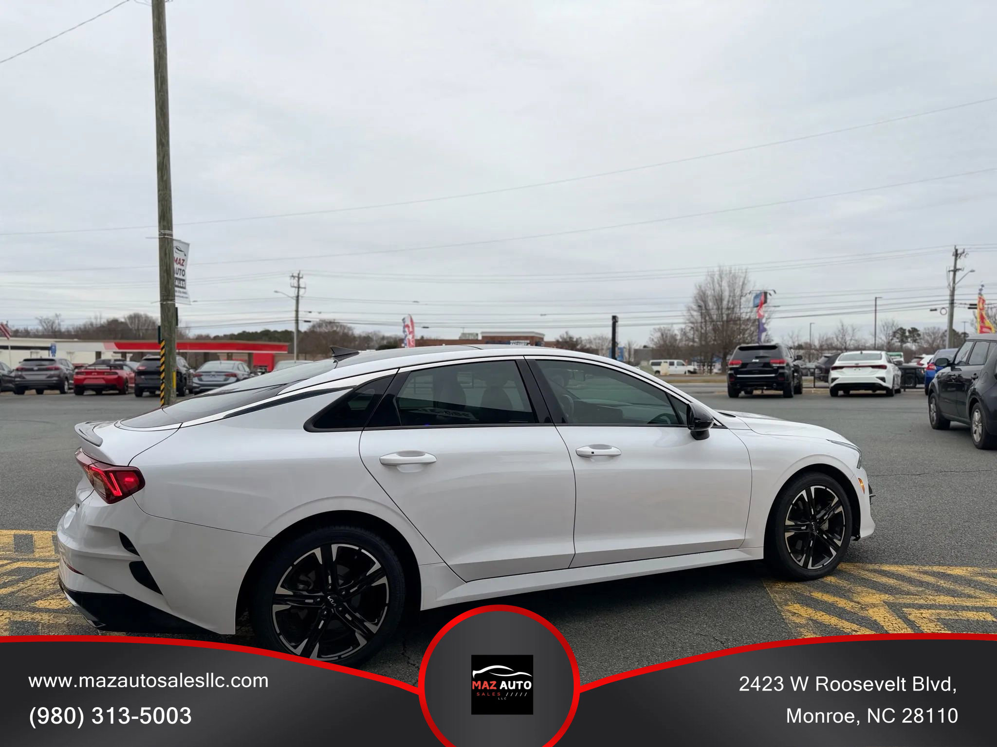 Used 2022 Kia K5 GT-Line w/ GT-Line FWD Premium Package image 4