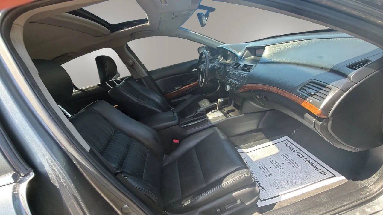 Used 2011 Honda Accord EX-L image 16