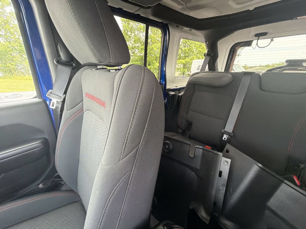 Used 2019 Jeep Wrangler Unlimited Rubicon AWD/4WD image 12