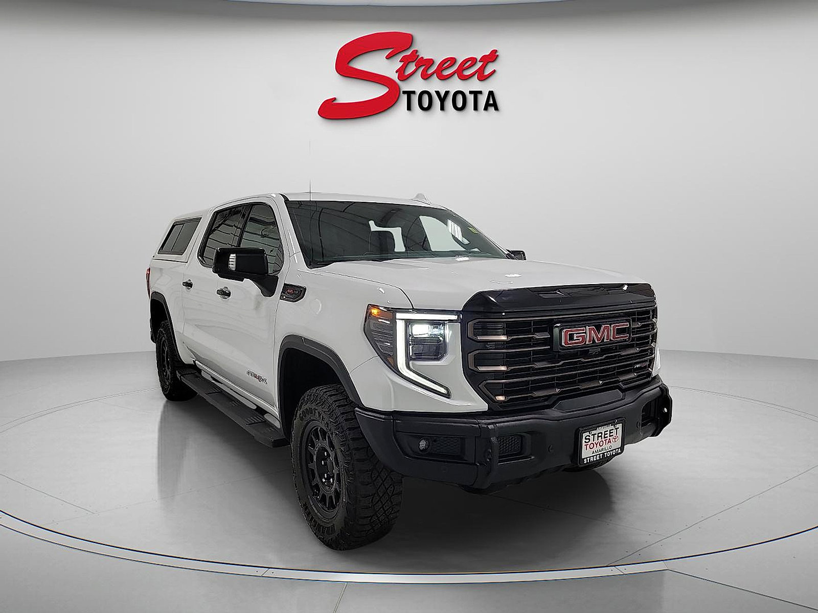 Used 2024 GMC Sierra 1500 AT4X w/ AT4X AEV Edition image 5