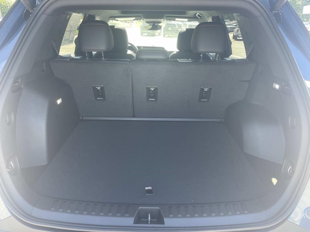 New 2026 Chevrolet Equinox RS w/ Convenience Package III FWD image 11