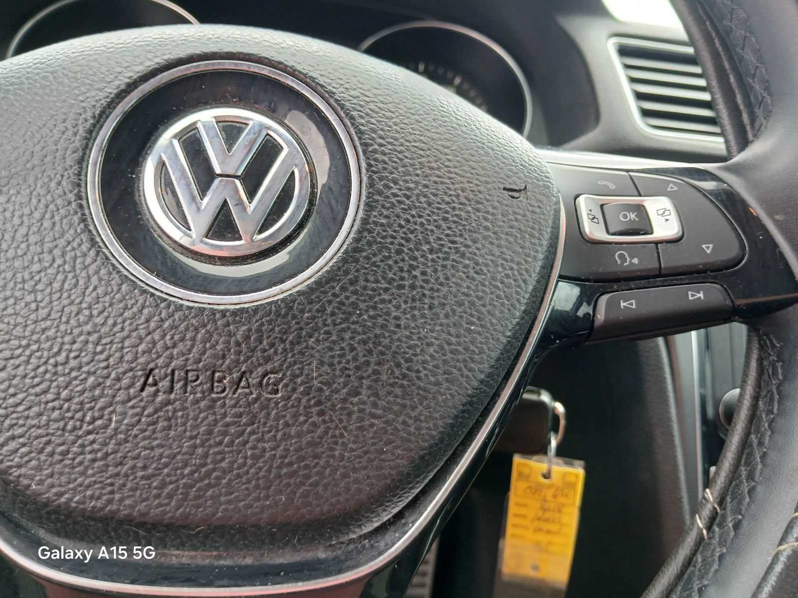 Used 2018 Volkswagen Passat 2.0T S FWD image 27