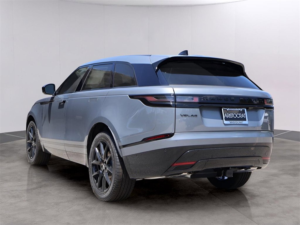 New 2026 Land Rover Range Rover Velar Dynamic SE image 7