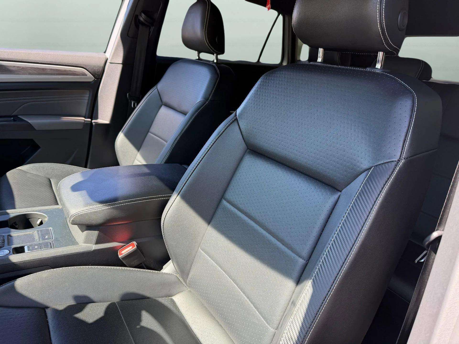 Used 2021 Volkswagen Atlas Cross Sport SE image 14