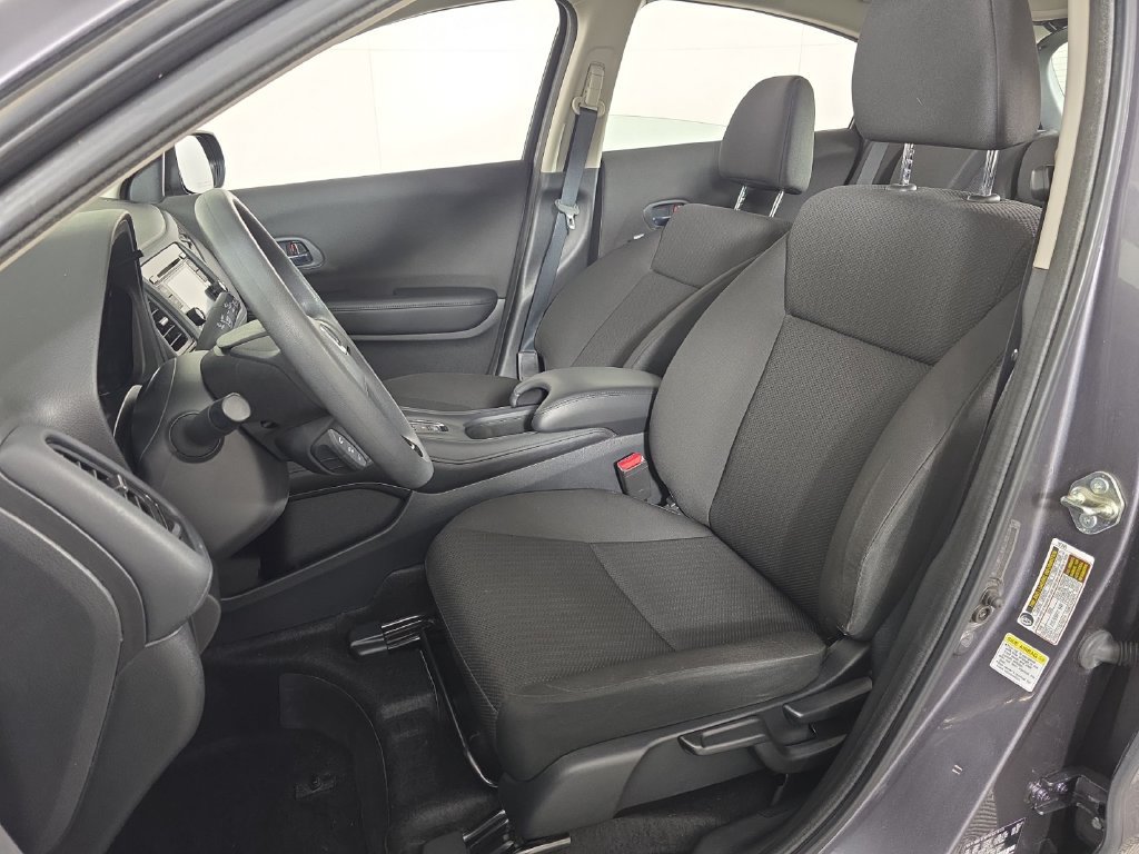 Used 2016 Honda HR-V LX image 22