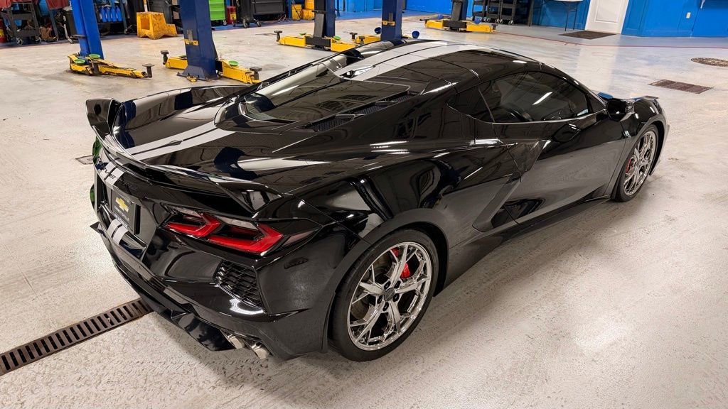 Used 2021 Chevrolet Corvette Stingray Premium Cpe w/ Z51 Performance Package image 7