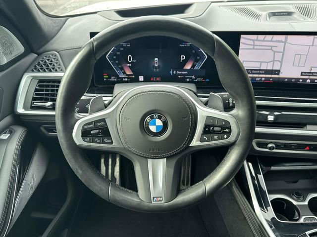 Used 2024 BMW X7 xDrive40i w/ Executive Package AWD/4WD image 16