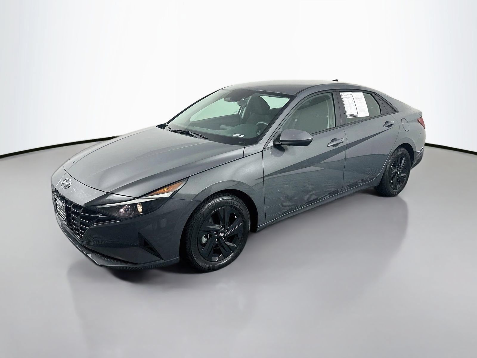 Used 2023 Hyundai Elantra Blue FWD image 3
