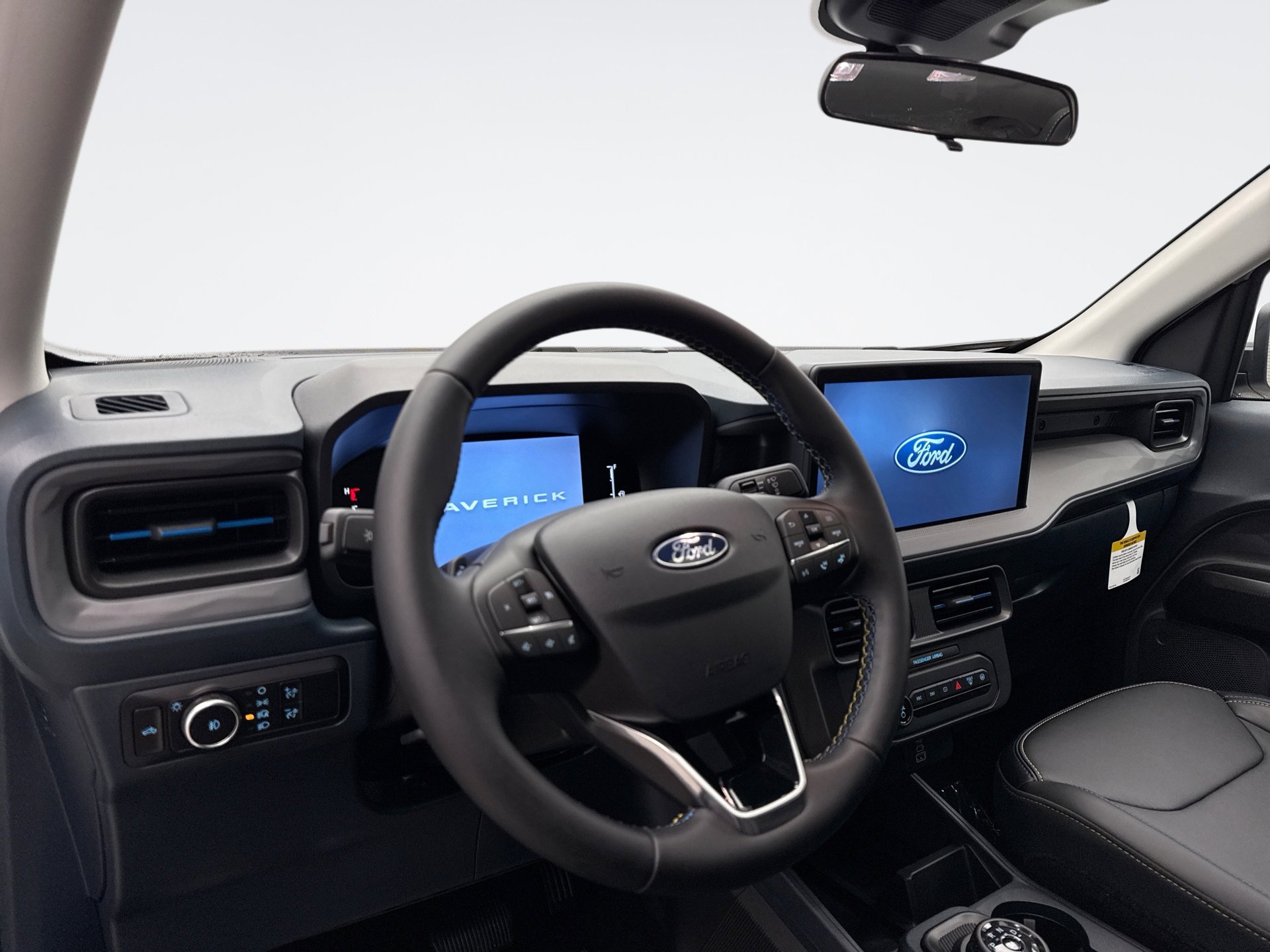 Used 2025 Ford Maverick Lobo image 10