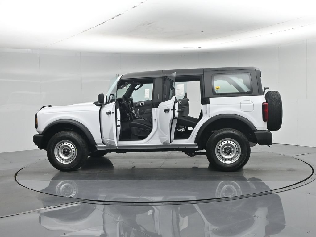 New 2026 Ford Bronco 4-Door AWD/4WD image 33