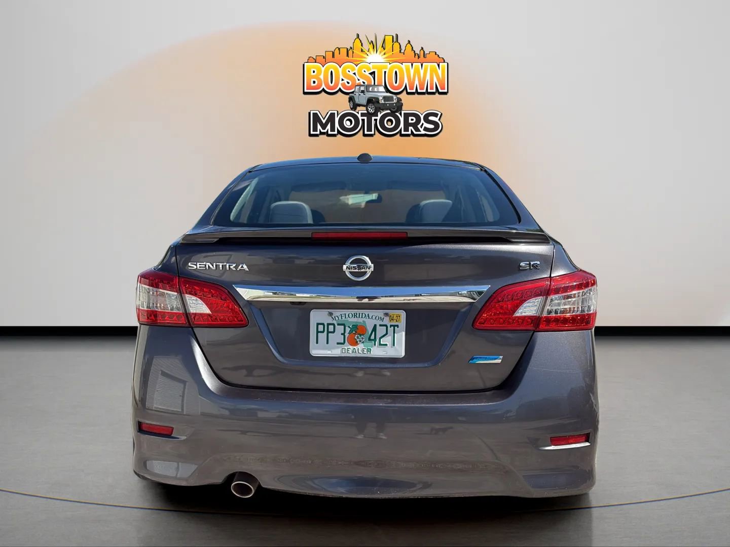 Used 2014 Nissan Sentra SR w/ SR Driver Package FWD image 6