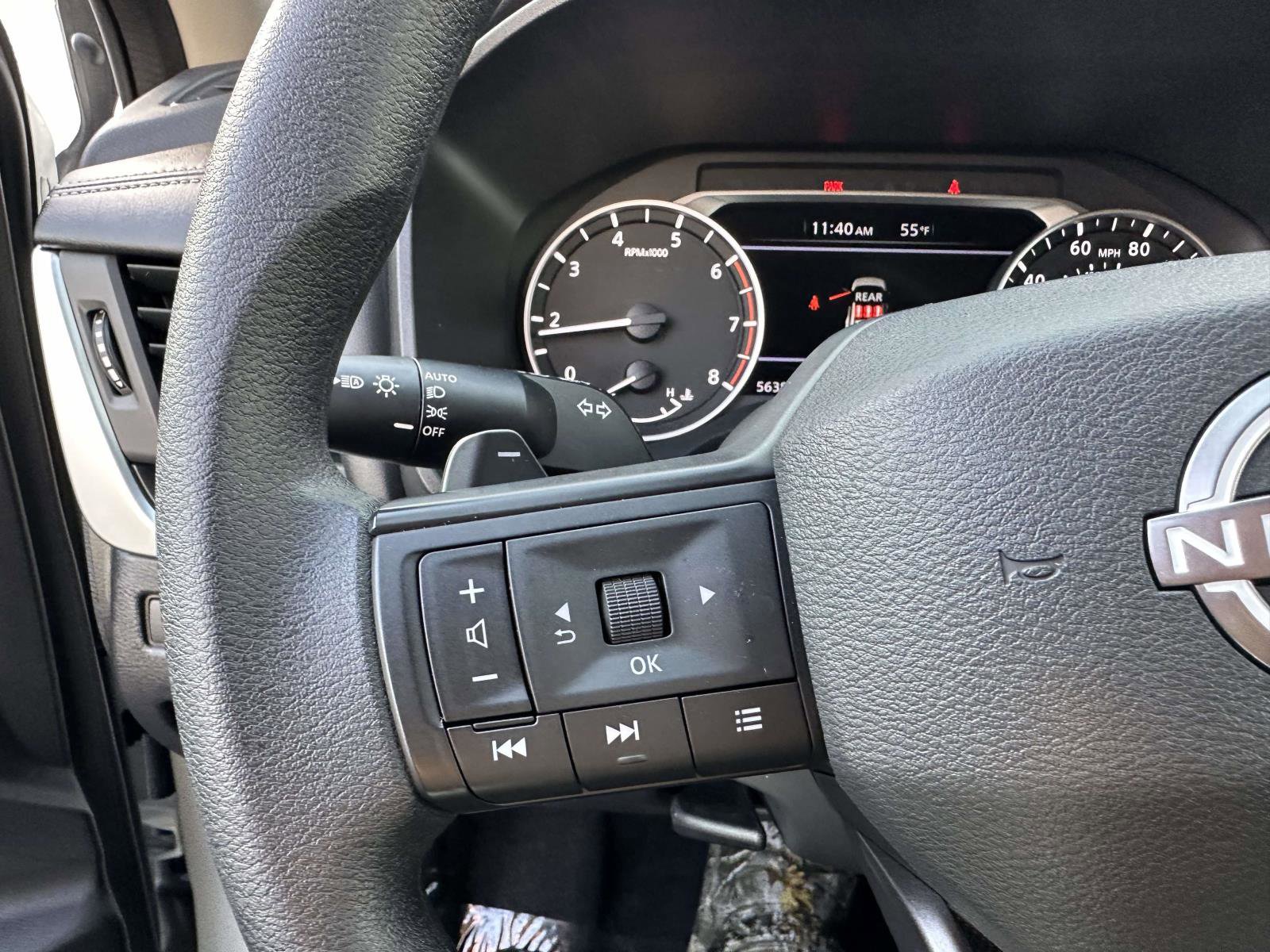 Used 2025 Nissan Rogue S image 30