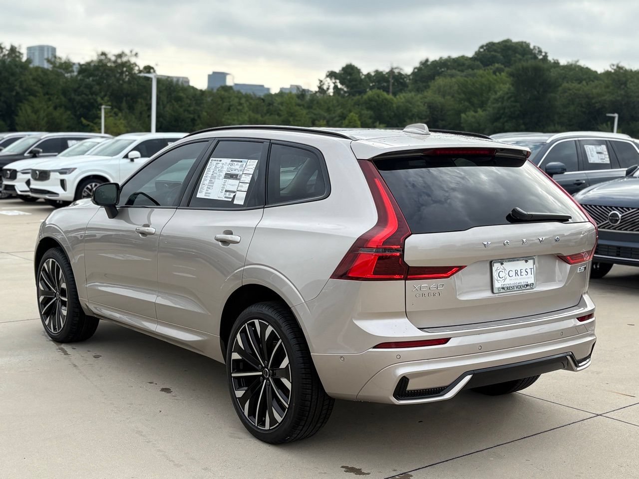 New 2026 Volvo XC60 B5 Ultra w/ Protection Package Premier AWD/4WD image 5