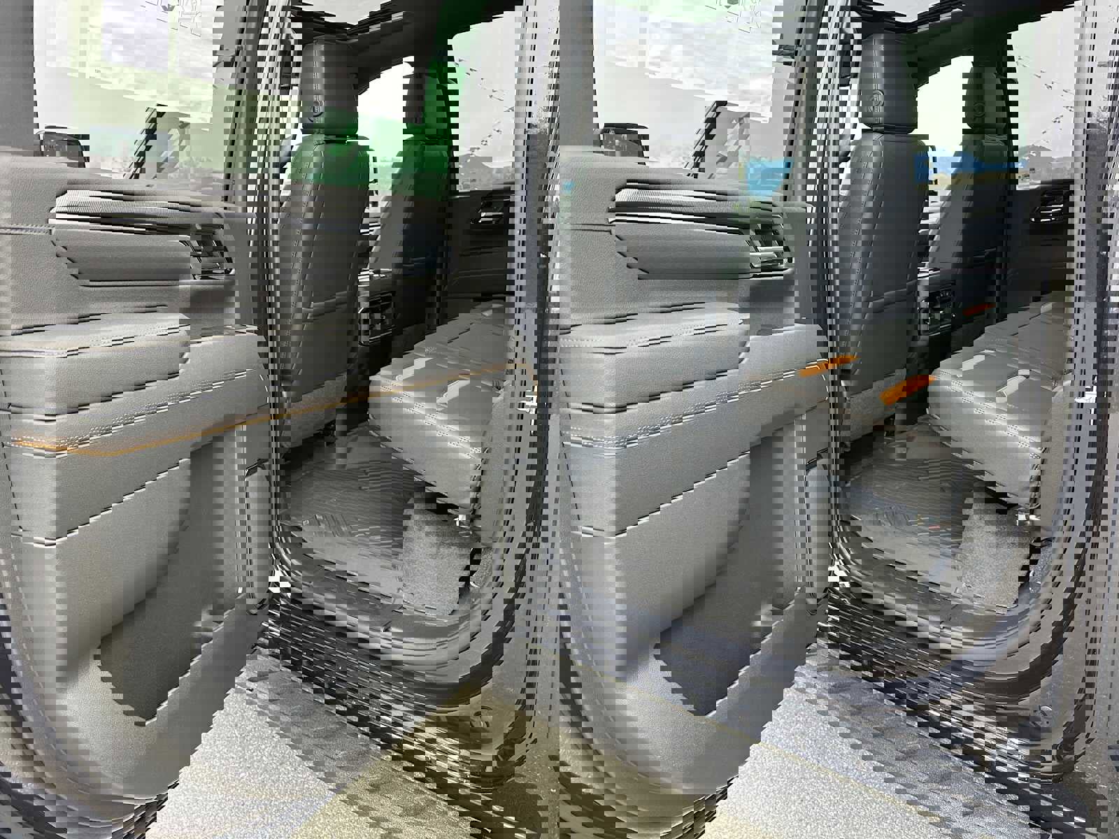 New 2026 GMC Sierra 3500 AT4 w/ AT4 Premium Plus Package image 16