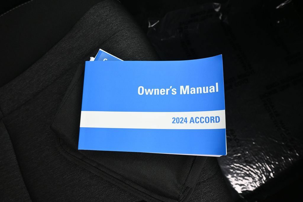 Certified 2024 Honda Accord EX image 37